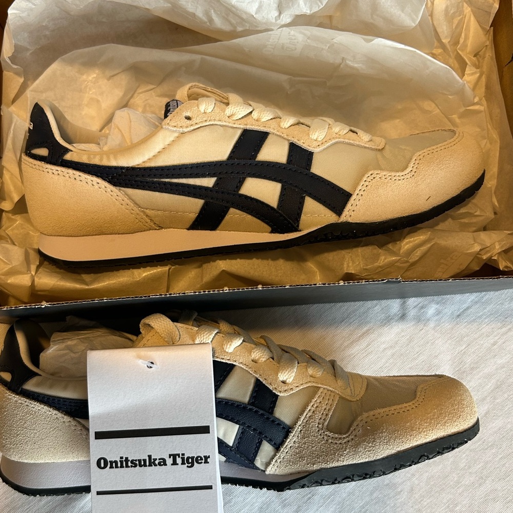Onitsiuka Tiger SERRANO tennis shoes. - Picture 2 of 5